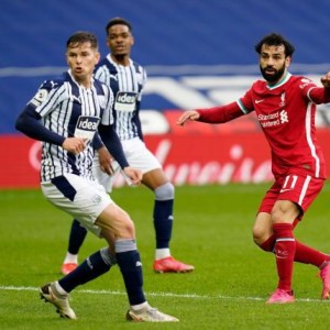 开云体育-天降神兵阿利松！把进球献给父亲 他助红军紧追前4