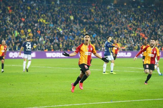 图片3 法尔考 加拉塔萨雷 法尔考个人推特 图片1_副本.jpg